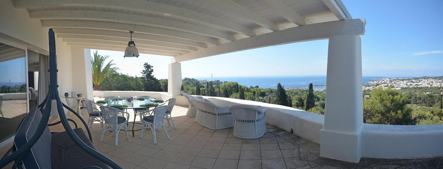 Terrazza vista mare attrezzata 